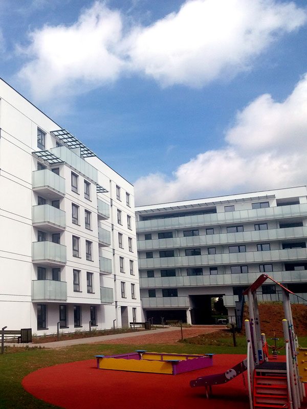 Zespół zabudowy mieszkaniowej wielorodzinnej w Warszawie przy ulicy Bluszczańskiej